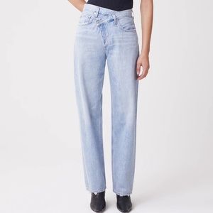 AGOLDE Criss Cross Jeans in Suburbia
